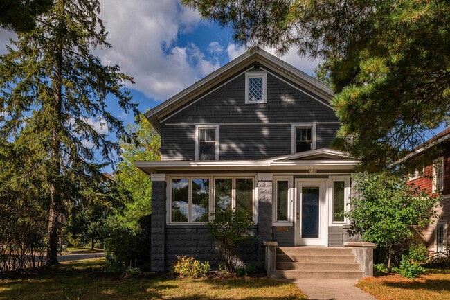 Photo - 2300 Main St Unidad ID1061641P