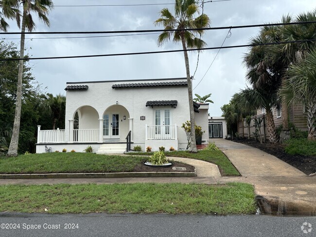 Building Photo - 402 Hillside Ave Rental