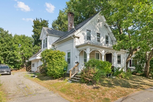 Photo - 56 Chapel St Unit 3