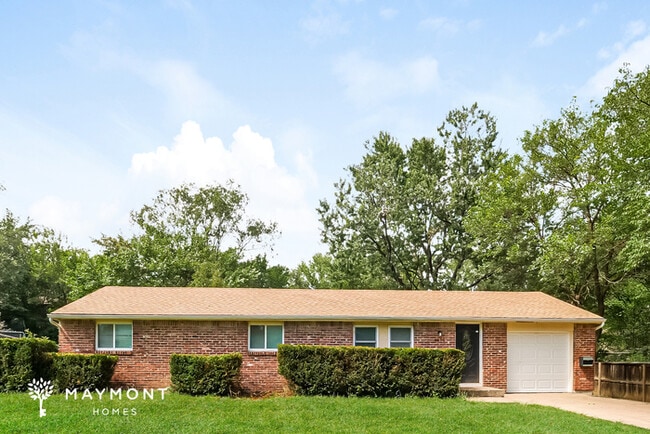 Building Photo - 6606 NW 70 Terrace Rental