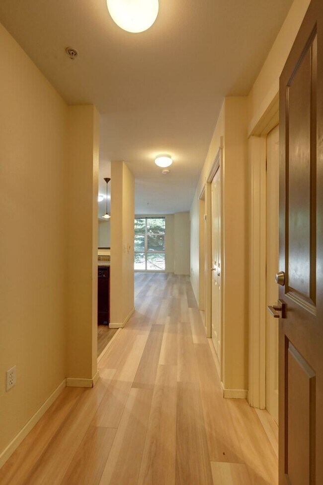 Photo - Downtown Bellevue One Bedroom One Bath Condo Available! Unit B105