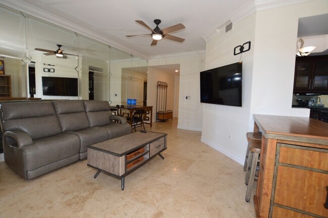 Photo - Beautiful and Bright Furnished, 1 Bd / 1 Ba  Condo w/ Pool View