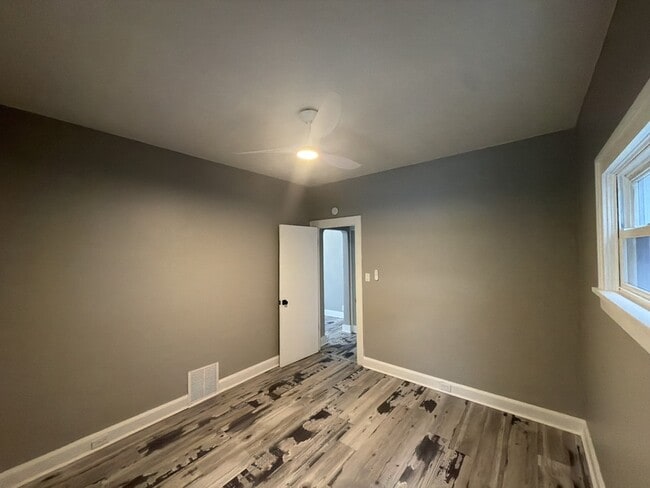 Photo - 11223 Nelson Ave