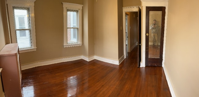 Photo - 5821 N 6th St