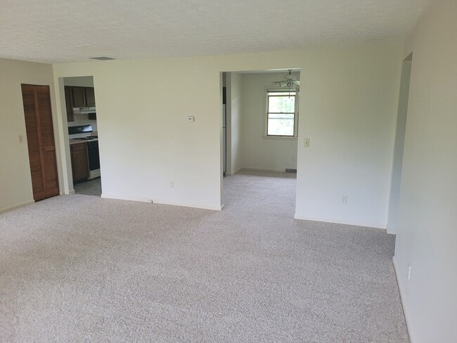Photo - 7978 US Highway 27 N Unit #1