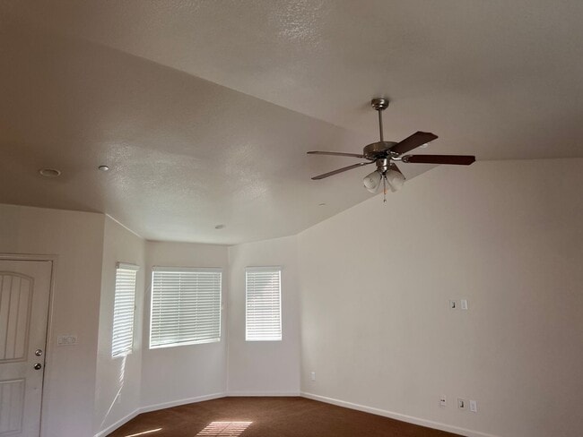 Photo - 2578 Bell Port Ave