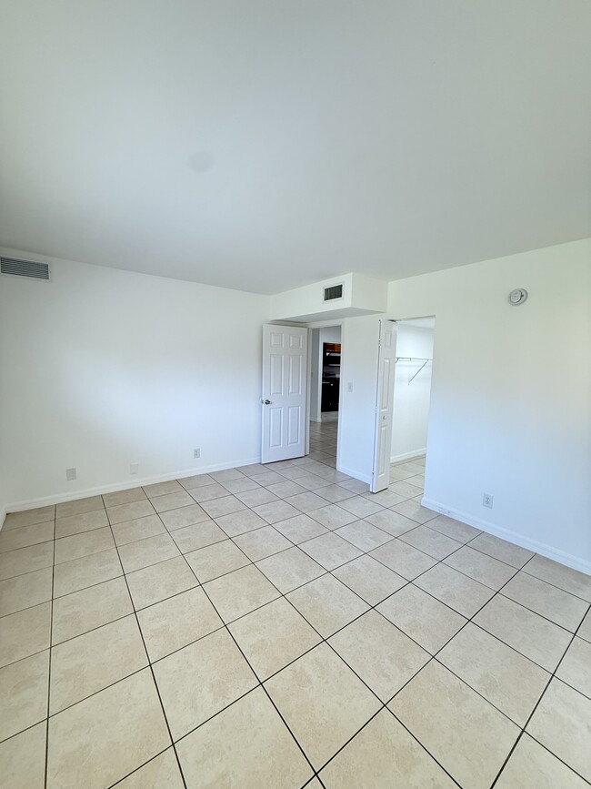 Photo - 2912 NW 55th Ave