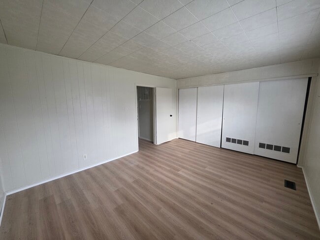 Photo - 80 SW 1st St