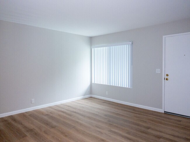 Photo - Charming 1 BD/ 1BA Apartment w/ Pool! Parking! Laundry! PROGRESSIVE Unidad #5