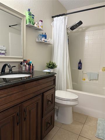 Photo - 3106 Legend Dr