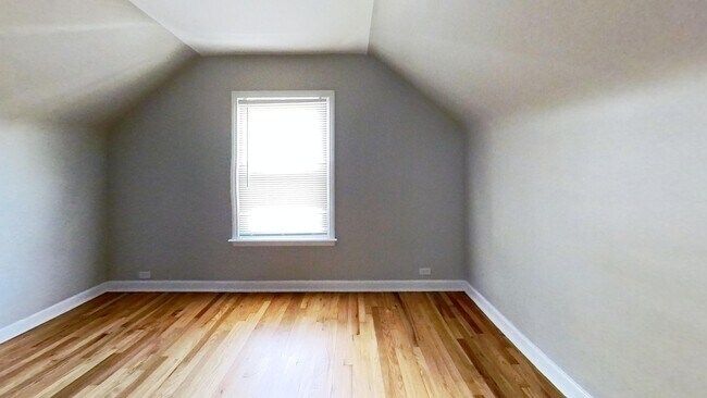 Photo - 3071 Fort Park Blvd