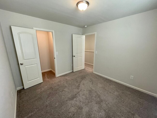 Photo - 3818 Miller Dr