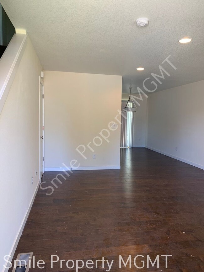 Photo - single house