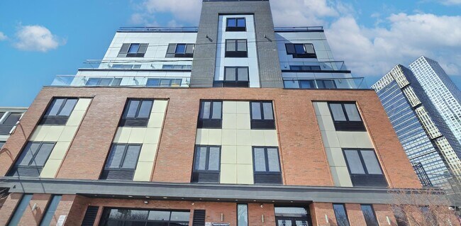 Photo - 211 Baldwin Ave Unit 403