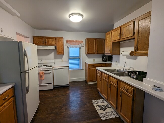 72 Park Ave Unit 1