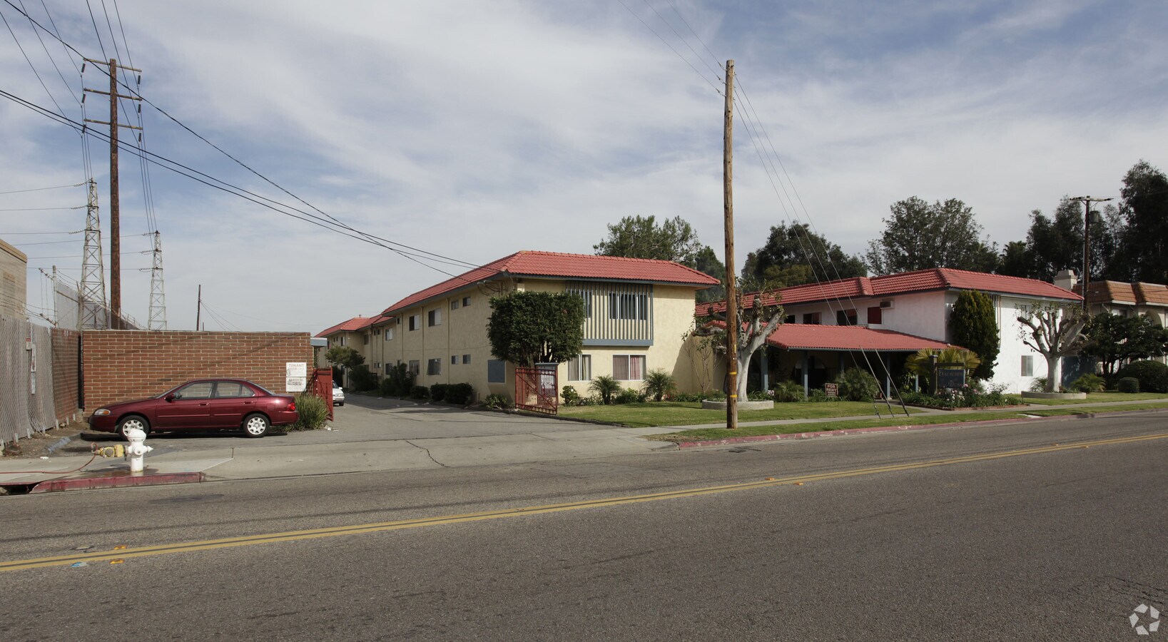 Photo - Hacienda De Mesa Apartments