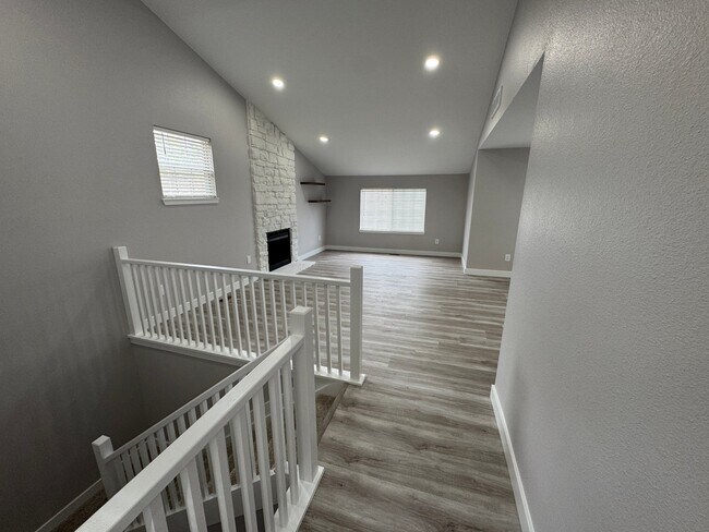 8470 Everett Way