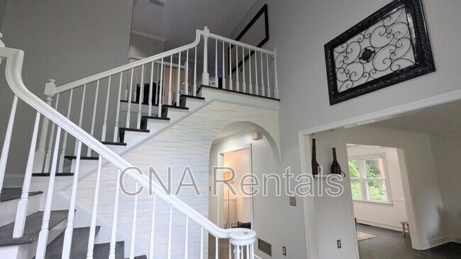 Photo - 573 Trailwood Ln SW