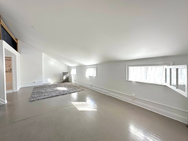 Photo - 112 1st St Unit 3