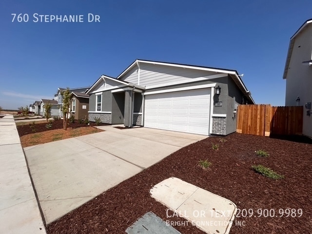 Photo - 760 Stephanie Dr