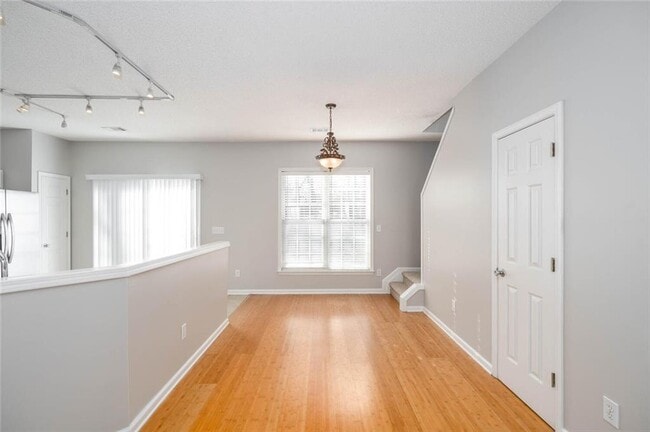 Photo - 380 Wittenridge Ct