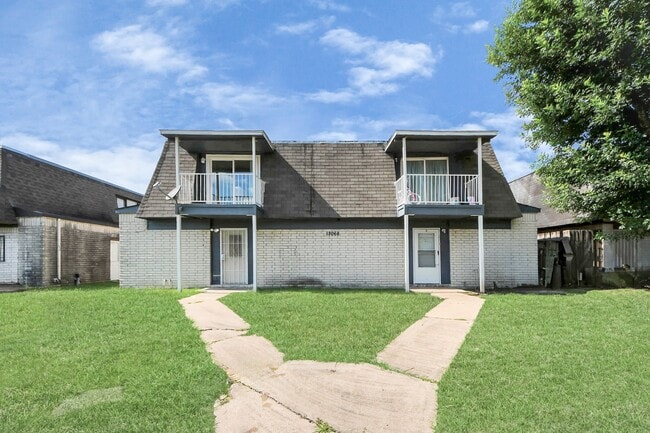 Building Photo - 12068 Beechnut St Unit C Rental