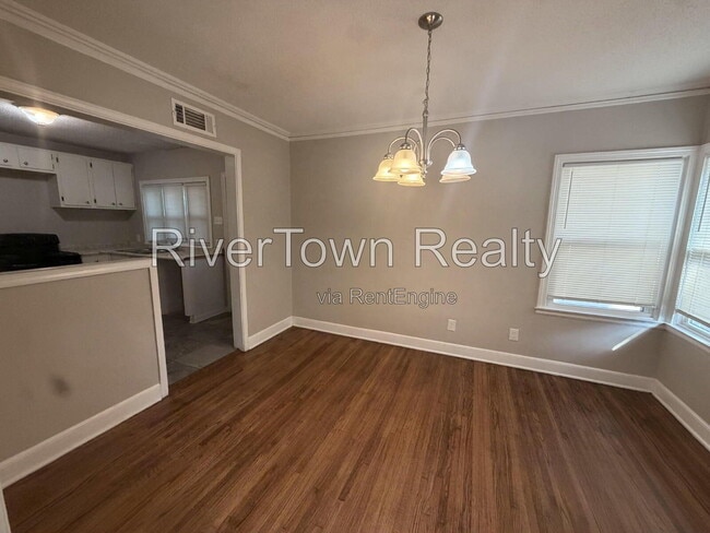 Photo - 187 N Holmes St