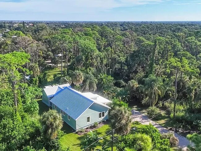 Photo - 440 Ochre Ln