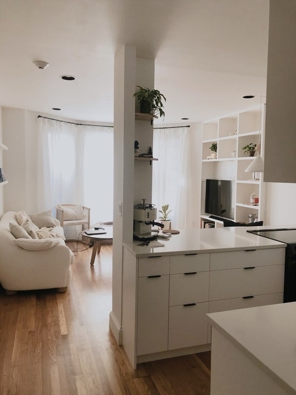 Photo - 501 Columbus Ave Unidad 2