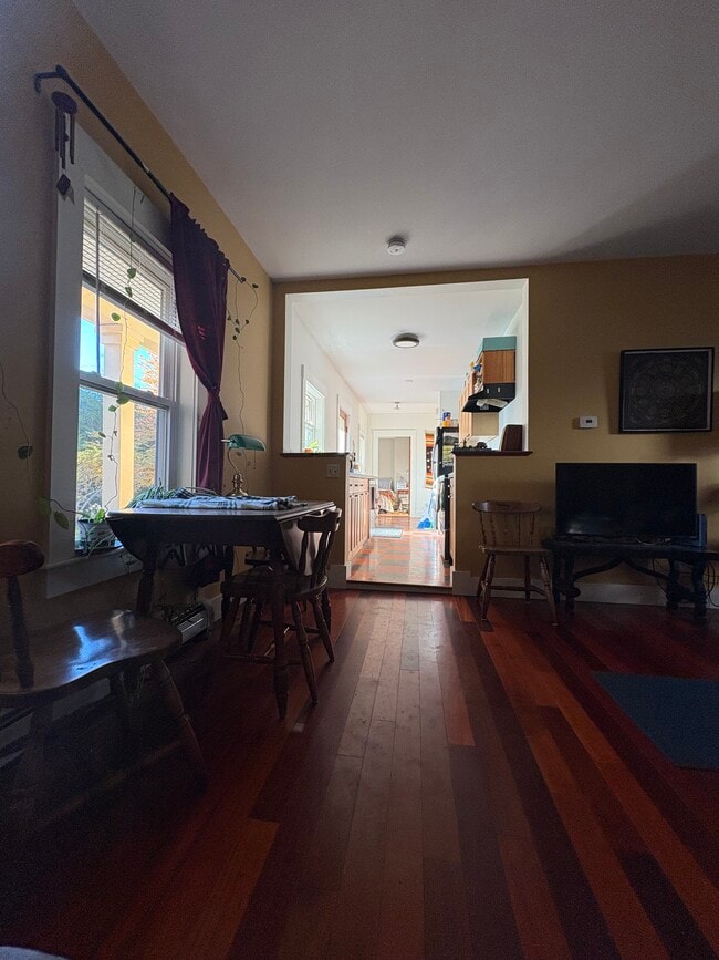 Building Photo - 65 5th St Unit 1B
