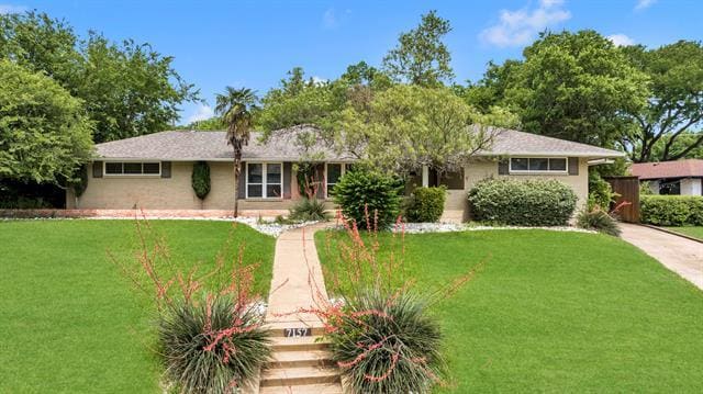 Photo - 7157 Alexander Dr House