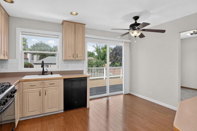 436 Fordham Pl