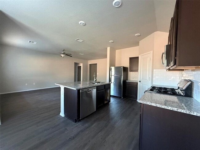 Photo - 136 Jackson Blue Ln