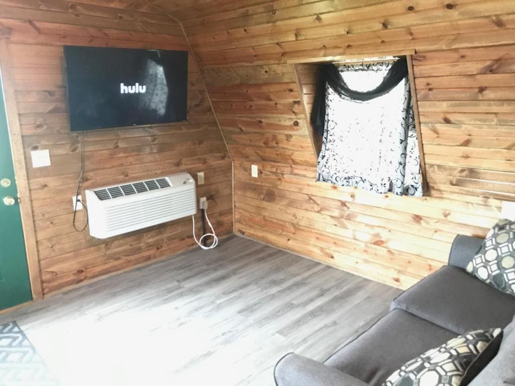 Photo - 203 Rushmore Ave