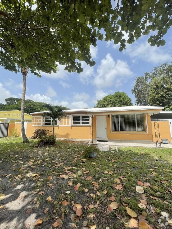 Building Photo - 10500 NW 28th Ct Rental