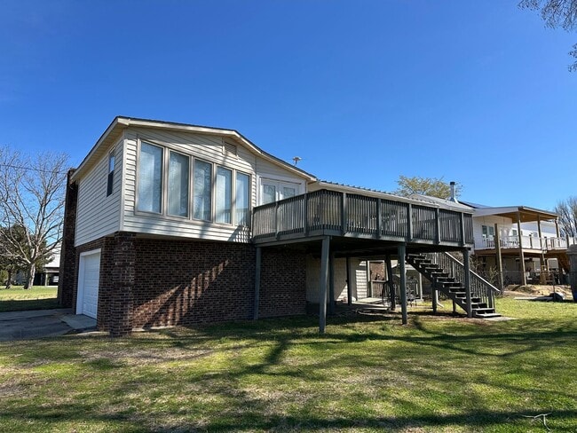 Photo - 3 Bedroom Canal Front