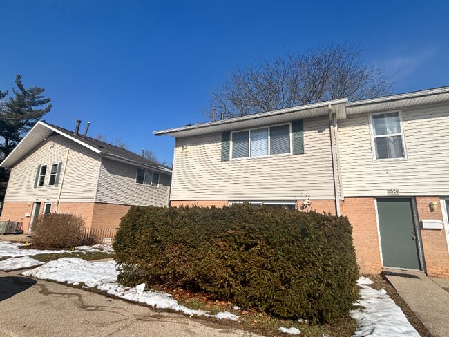 3522 Kenbrooke Ct