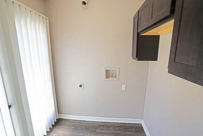1BR, 1BA - 752SF - Deluxe Laundry Room