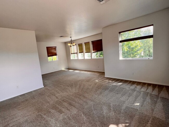 Photo - 1918 S 5th St W Unidad B