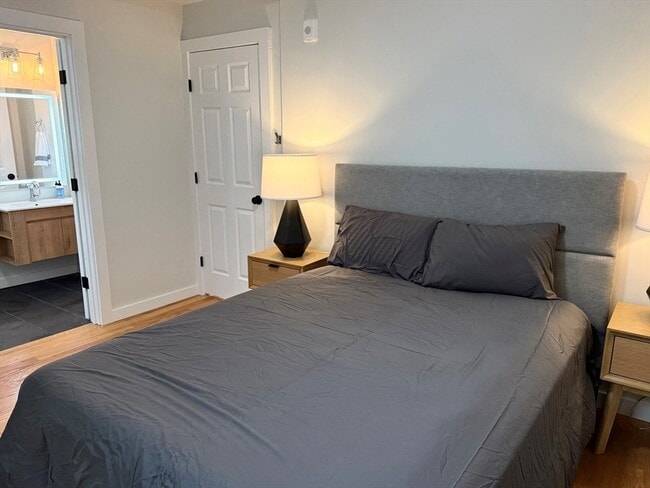 Photo - 79 Linden St Unit 2