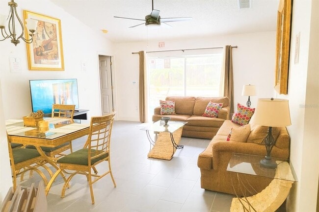 Photo - 730 Pine Cone Dr