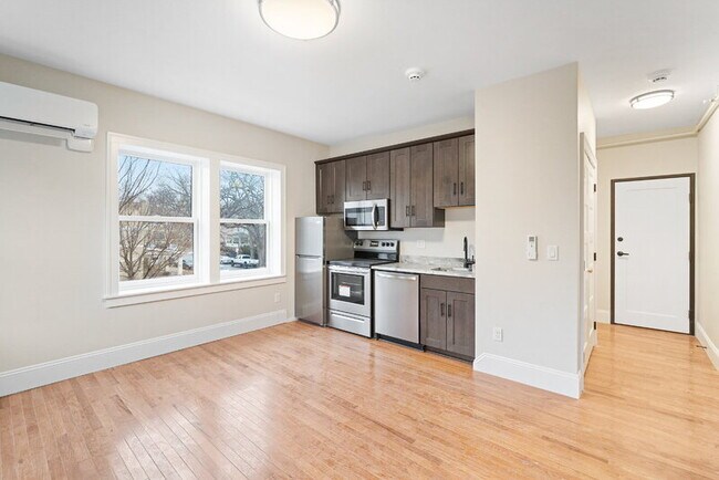 Photo - 702 20th St Unidad 201