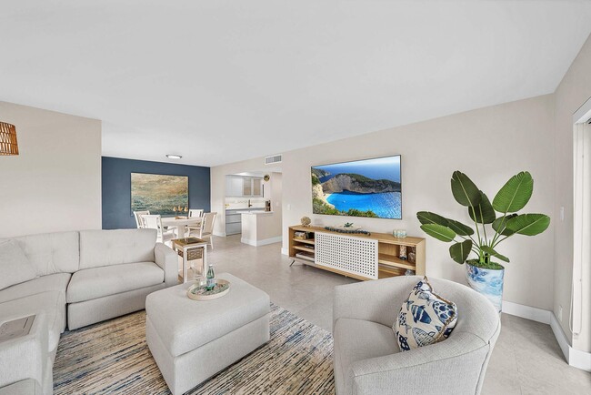 Photo - 1111 S Ocean Blvd