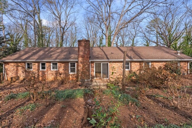 Photo - Charming 3-bedroom, 2-bath traditional home situated less than two miles from Clemson University!