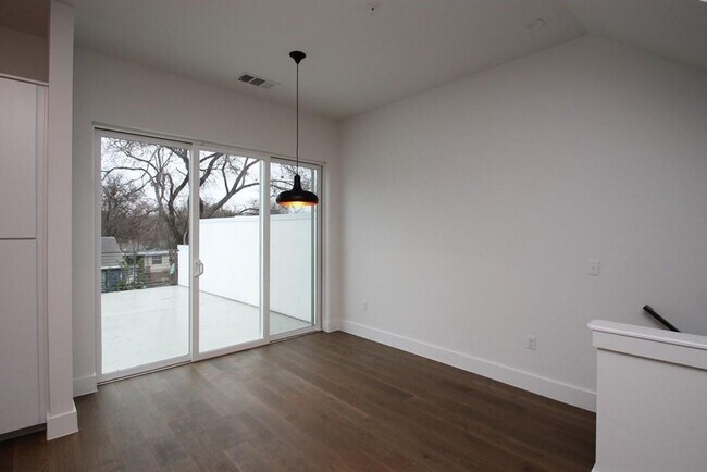 Photo - 505 Tillery St