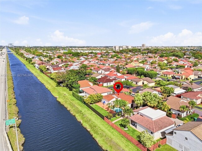 Photo - 631 SW 88th Ct