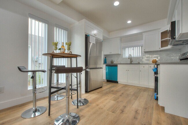 Photo - 11732 Hamlin St Unit # 11732