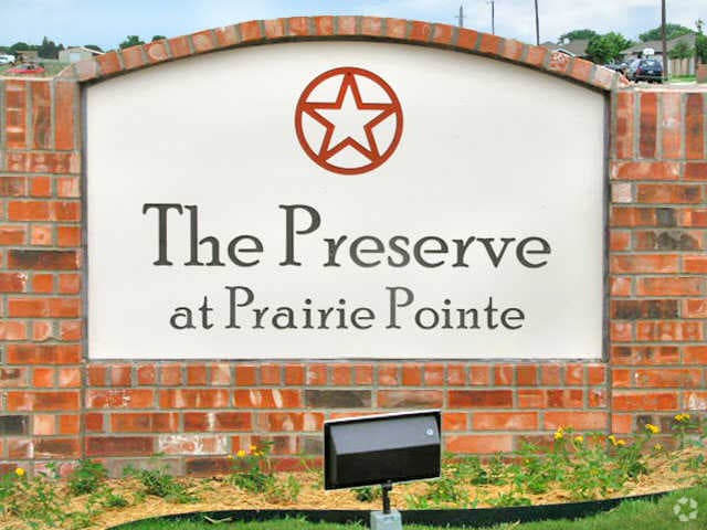 Complejo - Preserve at Prairie Pointe Apartments