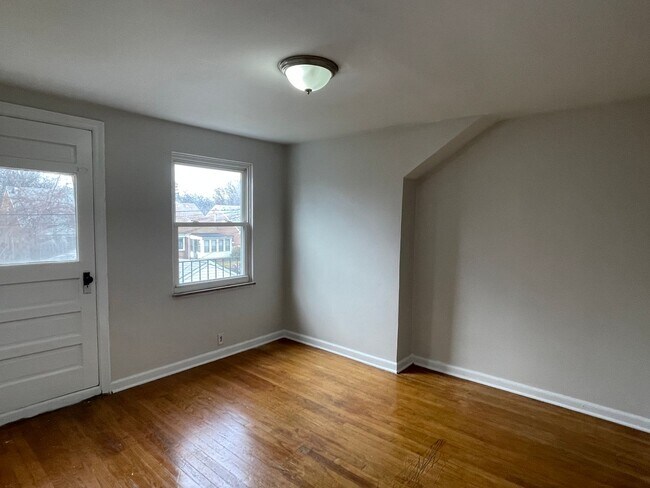 Photo - 18461 Washburn St Unit 18461 Washburn Upper