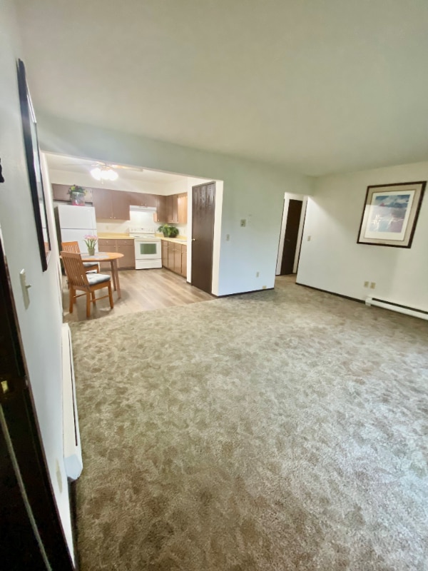 Building Photo - 1712 S 115 Ct Rental